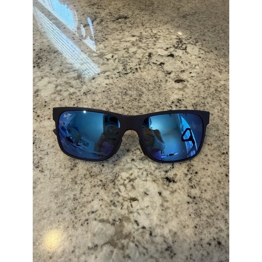 Maui Jim HOOPILI Metallic Matte Navy POLARIZED Blue GLASS Sunglasses B683-03 NEW